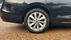 Skoda Superb 2.0 TDI SE Technology 5dr DSG Diesel Estate